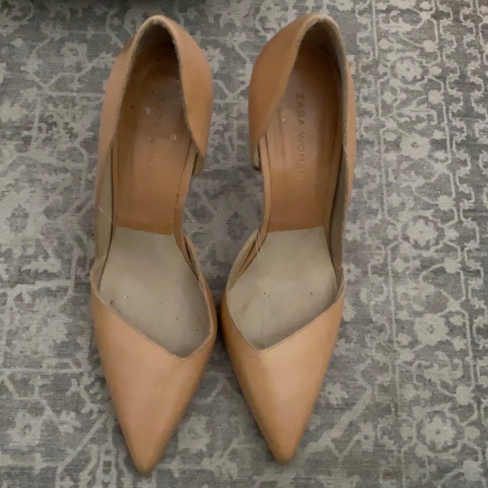 Zara asymmetric heels. Size 38 (7.5).